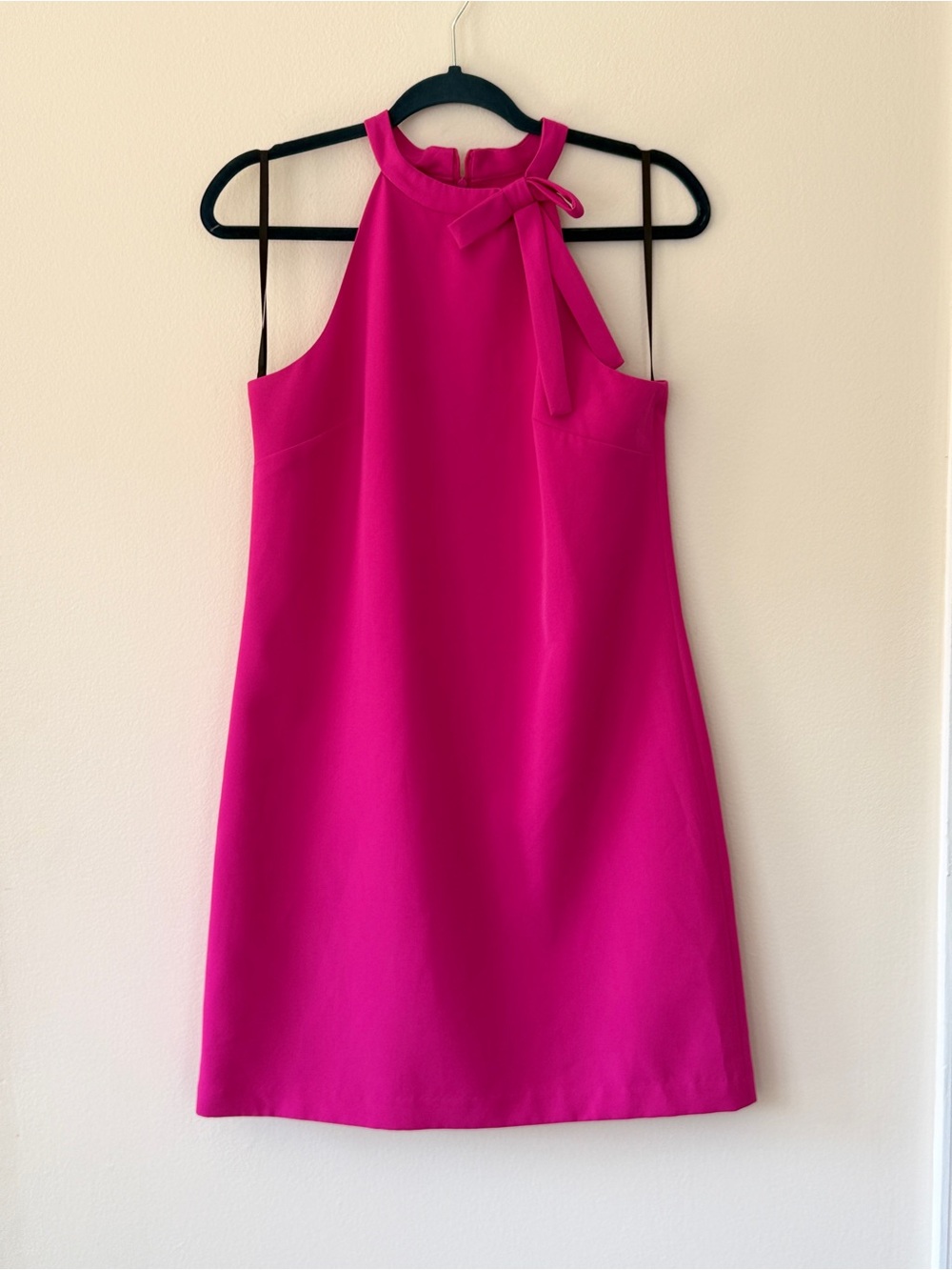 Maggie London Hot Pink Bow Neck Shift Dress | Size 6 Wedding Guest